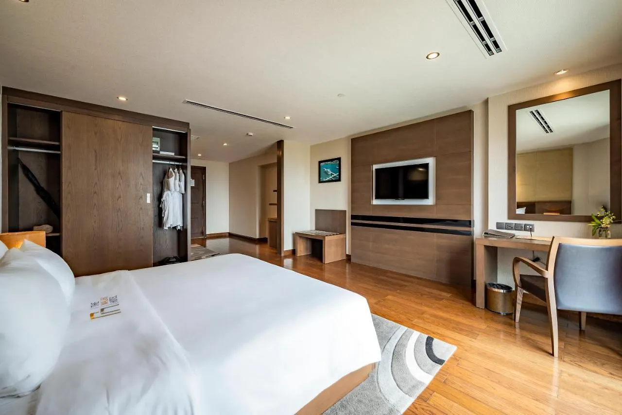 The Malibu Hotel Vung Tau 5*,